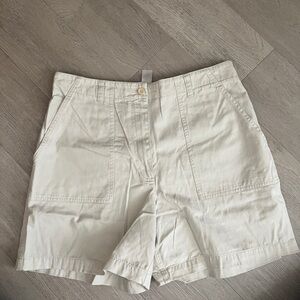 Women's Cream Shorts